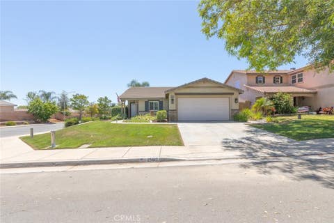 Tiny photo for 25617 Mesa Edge Court, Menifee, CA 92585 (MLS # SW26103899)