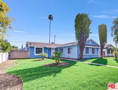 Photo of 7536 Shoup Avenue, West Hills, CA 91307 (MLS # 26654713)
