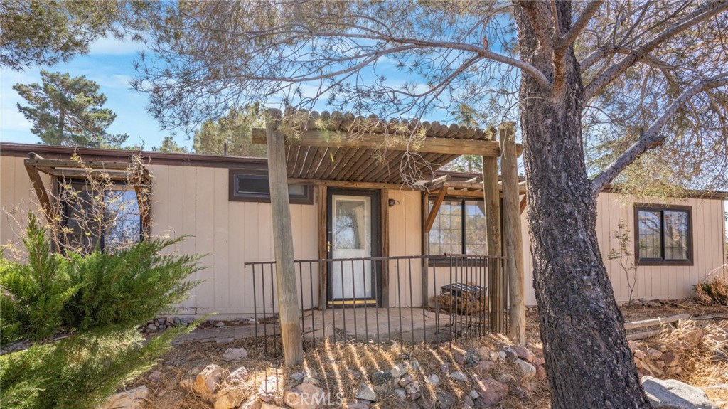 3 Bedroom 2 Bath recently remodeled House in a quiet area of Lancaster with many fruit trees Automated dripping water & fertilizer system, central Air condition and heat Also Evaporator cooler to add moister.