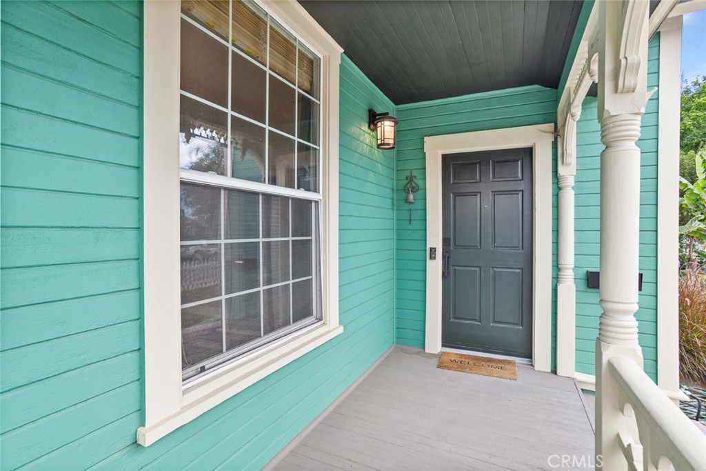 402 S Olive