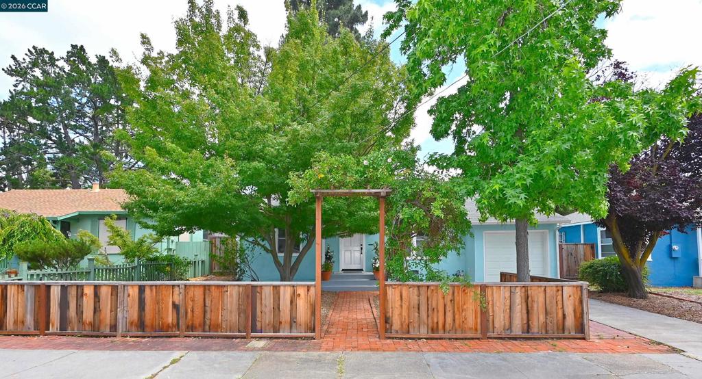 2831 Bonifacio St.