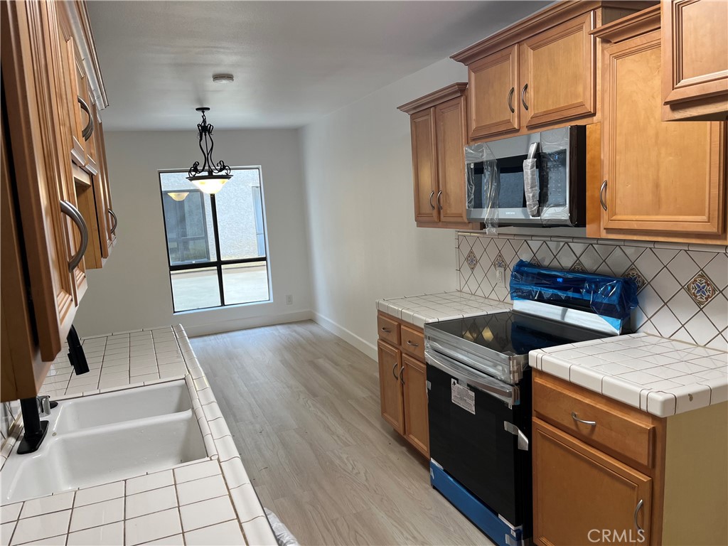 1750 Camino Palmero 232