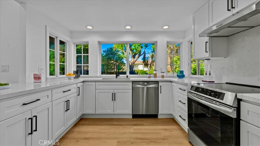 Anaheim Hills Estates (ANHI) - Residential