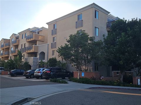 Photo of 3857 Pell Place #307, San Diego, CA 92130 (MLS # LG25252686)