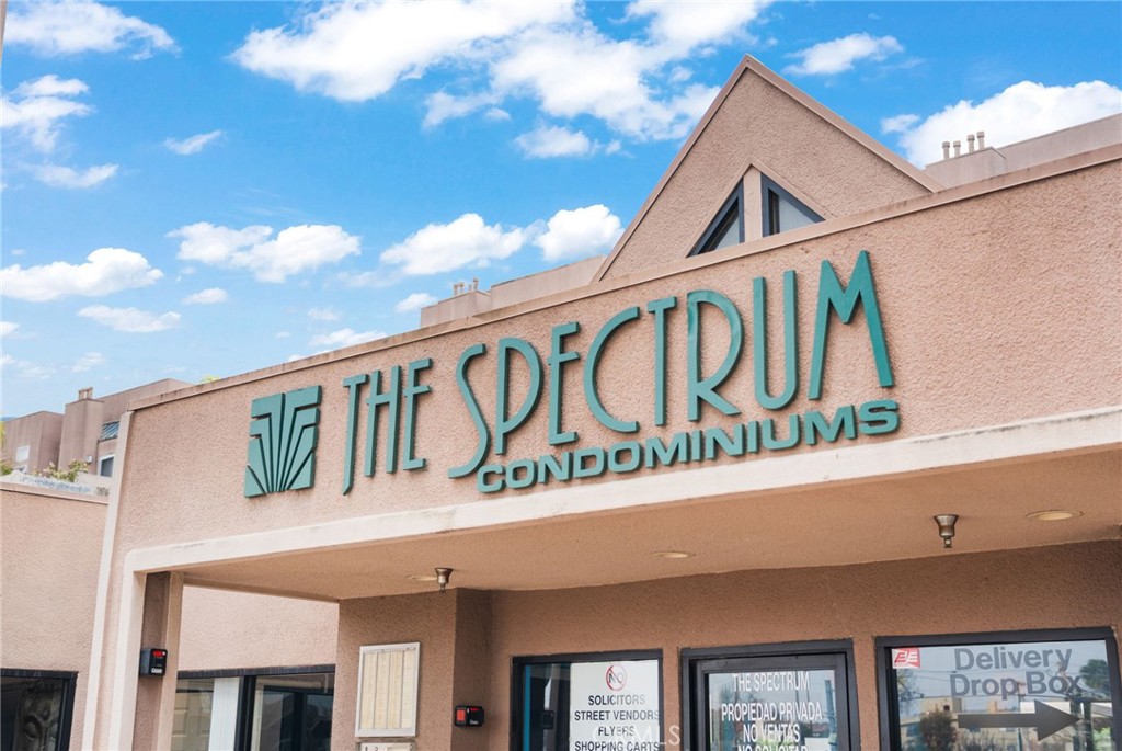 450 E 4th Street 344