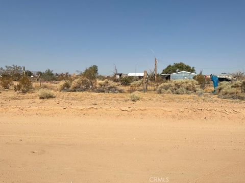 Photo of 42737 COVENTRY Street, Newberry Springs, CA 92365 (MLS # HD25171752) Photo of 42737 COVENTRY Street, Newberry Springs, CA 92365 (MLS # HD25171752)