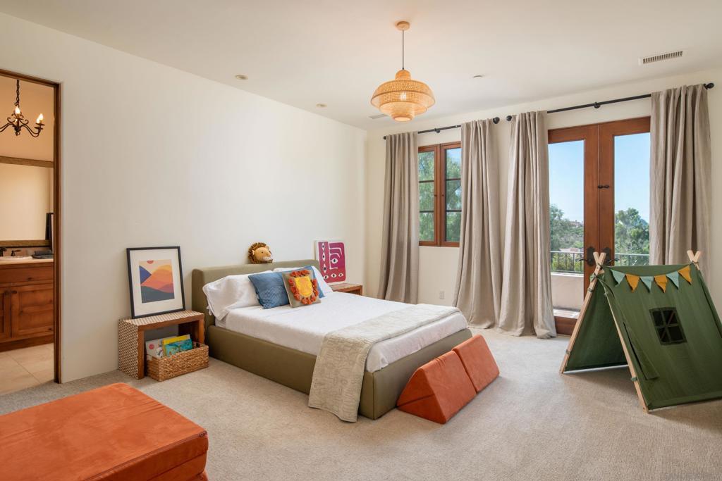 Rancho Santa Fe - Residential