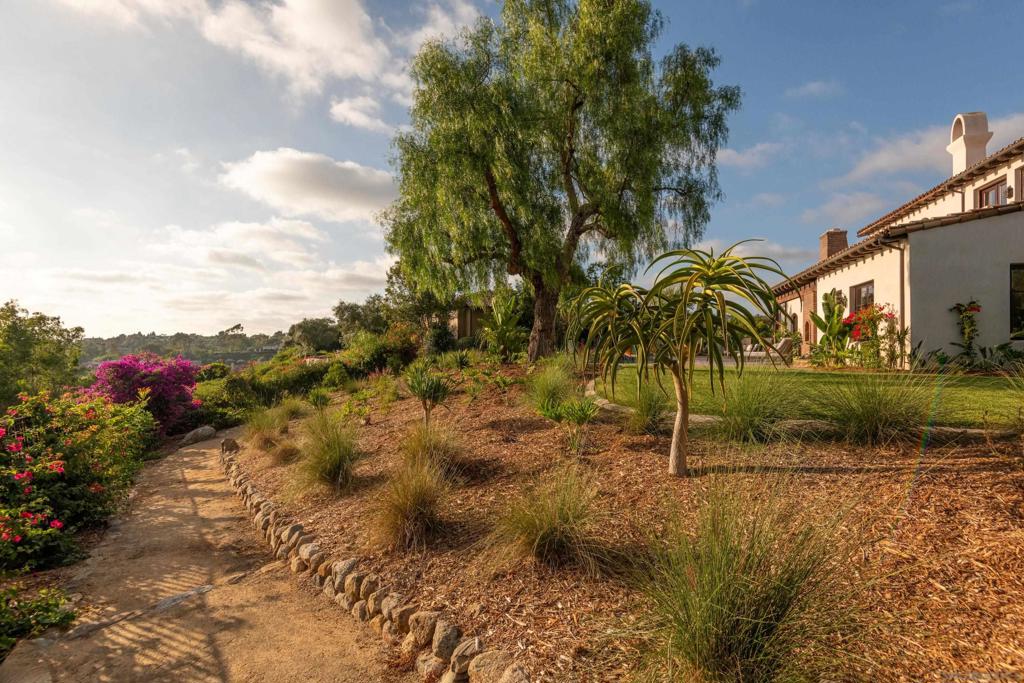 Rancho Santa Fe - Residential