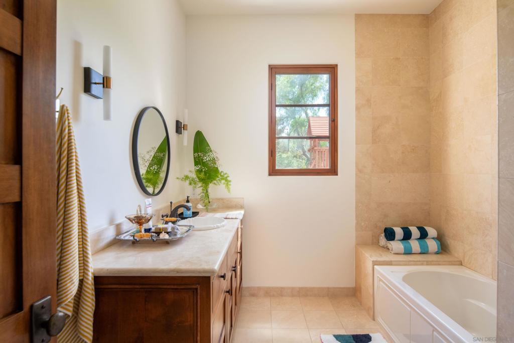 Rancho Santa Fe - Residential