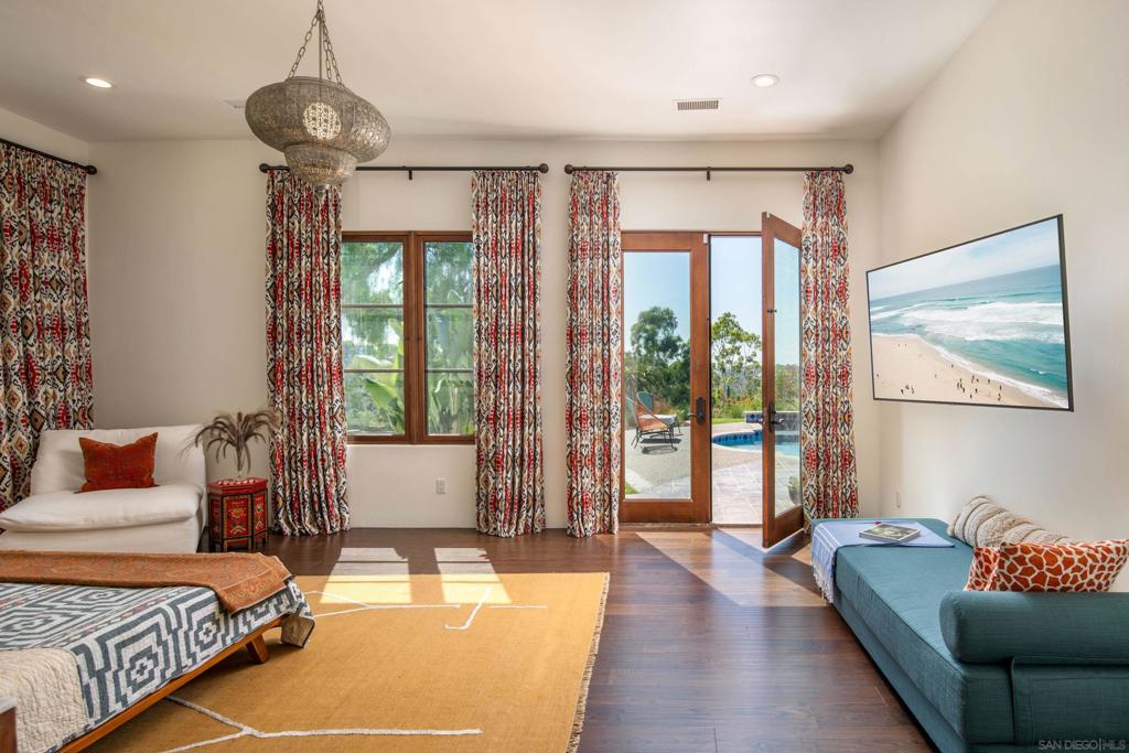 Rancho Santa Fe - Residential