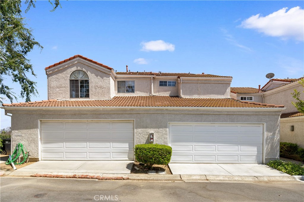 Prime Chino Hills Location with Unmatched Views!
Don’t miss this gorgeous end-unit townhome offering sweeping 270-degree views of the city and mountains. This bright and inviting home features 3 spacious bedrooms—each with its own full bathroom—and an attached 2-car garage.
The first floor boasts a cozy living room, dining area, functional kitchen, and one bedroom with a full bath—all with easy-care tile flooring. Step outside to a private backyard patio, perfect for relaxing or entertaining. Upstairs, the primary suite features a newly renovated bathroom, a dressing area, and a private balcony where you can enjoy stunning sunrise views. All bedrooms have durable laminate flooring.
Just steps from the community pool, spa, and convenient guest parking. Located within the top-rated Chino Hills School District and walking distance to Costco, 99 Ranch Market, 85°C Bakery, Meet Fresh, Boiling Point, and more. Easy access to the 60, 71, 57, 10, and 91 freeways—perfect for commuters!