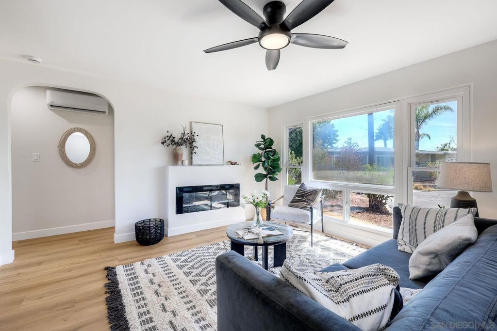 6303 Cleo St.