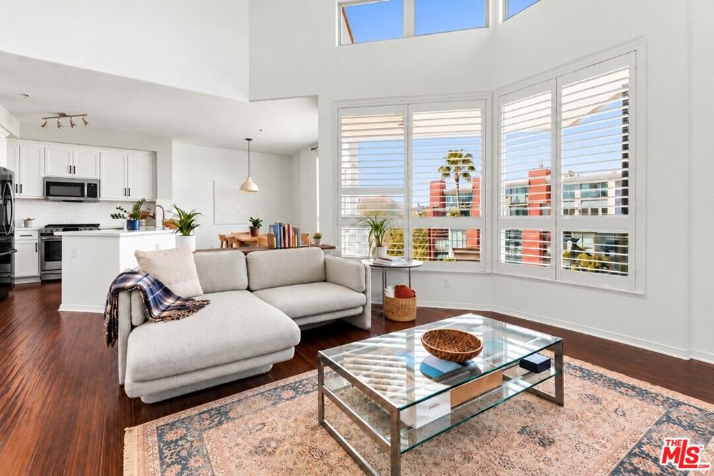 13044 Pacific Promenade 408