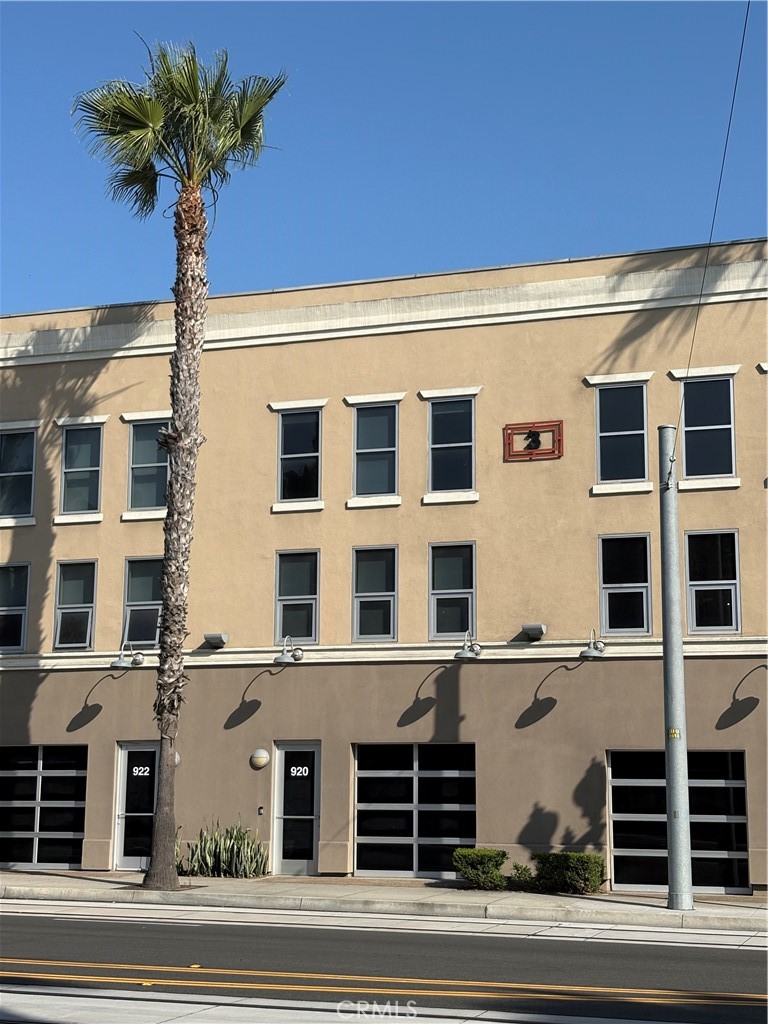 920 E Santa Ana Boulevard