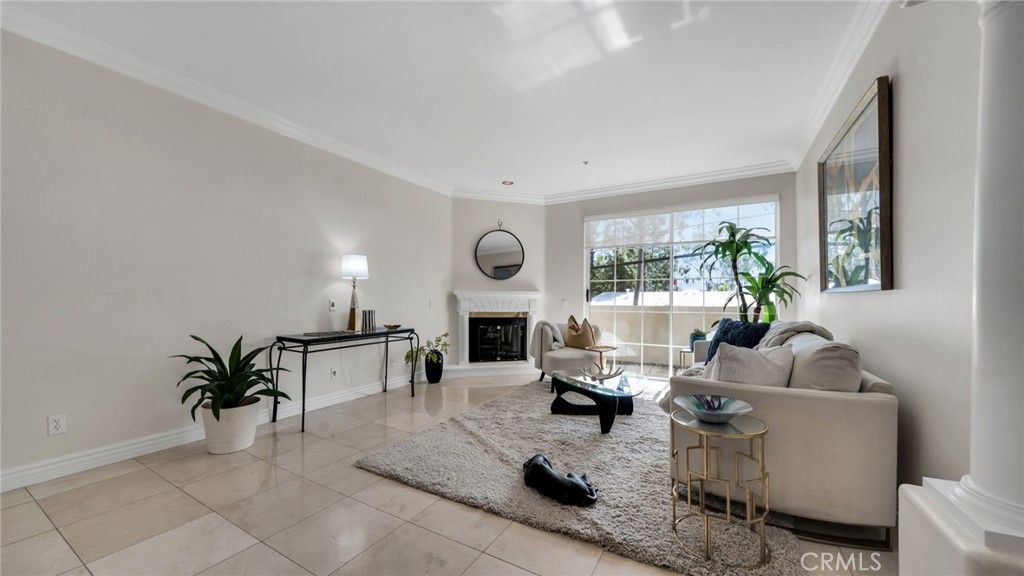 Photo of 7218 Hillside Avenue #202, Los Angeles, CA 90046 (MLS # SB26029953)