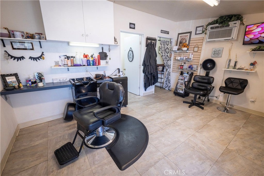 17307 Grand