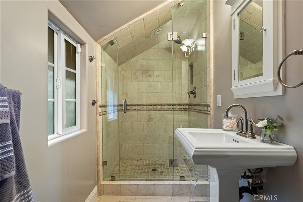Arrowhead Woods (AWHW) - Residential