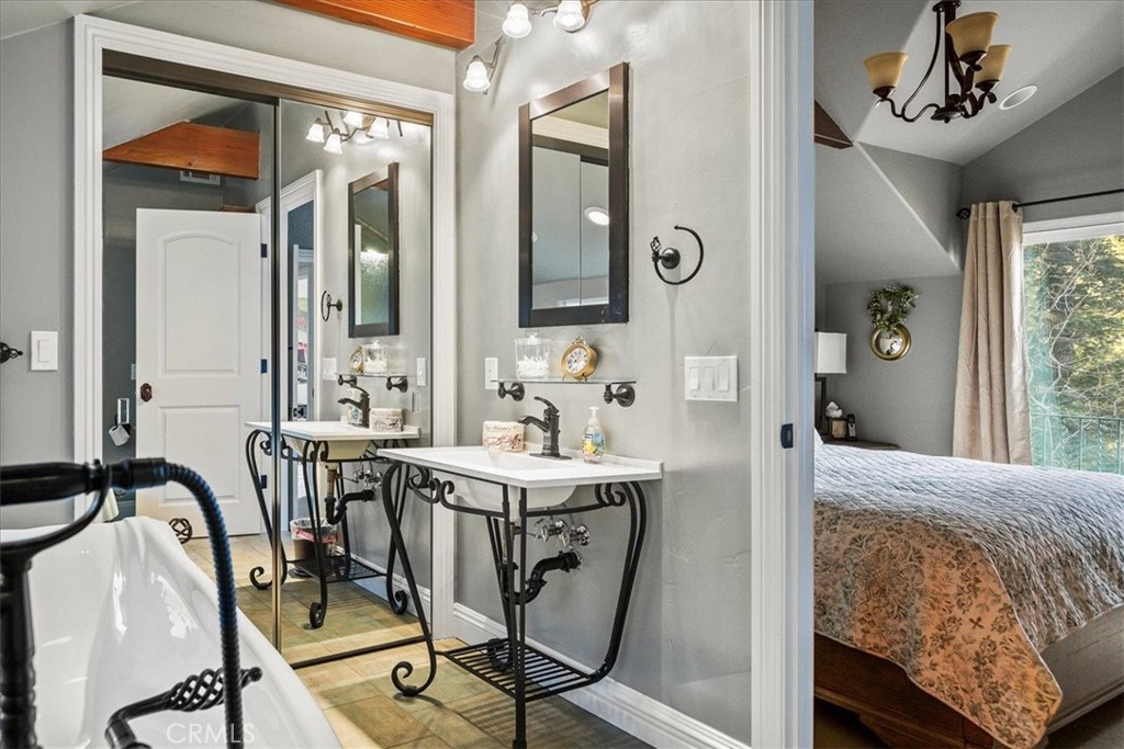 Arrowhead Woods (AWHW) - Residential