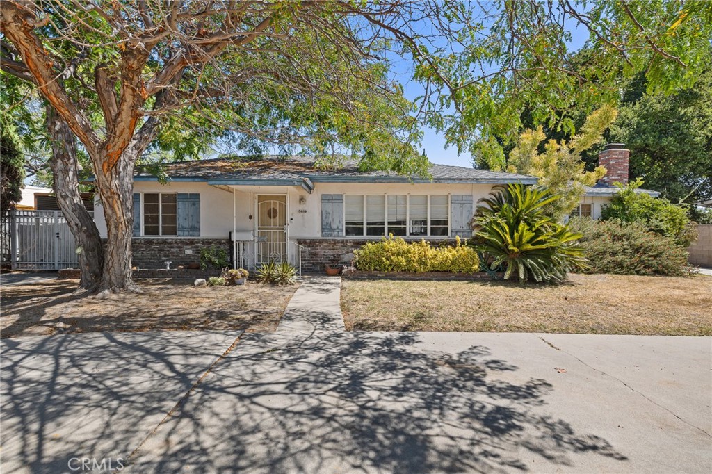 Rare 4-Plex Opportunity in Temple City!
Sitting on a generous 25,000 sq. ft. lot, this unique property offers exceptional potential for both homeowners and investors.
The front house is a spacious 2-bedroom, 2-bathroom residence featuring its very own private swimming pool—perfect for relaxing or entertaining.
The three additional units each feature a functional and well-designed floor plan, their own garage, and private outdoor space. All three units share the same layout, making them highly desirable rental options.
Whether you’re looking to live in one home and rent out the others or add a strong income-producing property to your portfolio, this is an opportunity you don’t want to miss.
Located in a prime Temple City neighborhood, the property is centrally located near shopping, dining, schools, and commuter access, providing convenience and long-term value.