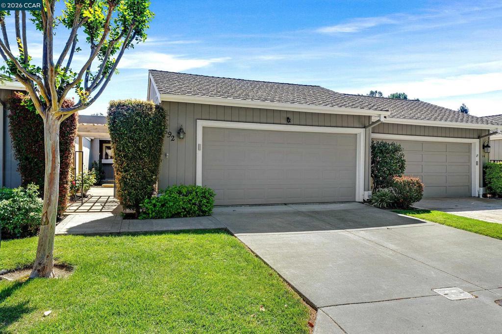 692 Silver Lake Dr