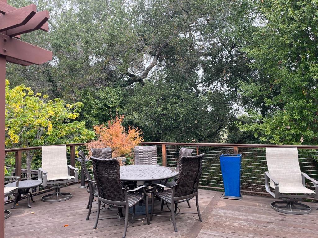 7931 Caledonia Drive