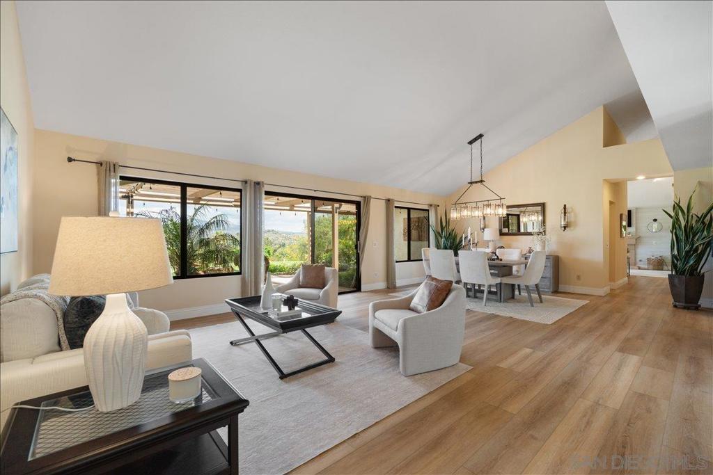 328 Montecito Gln