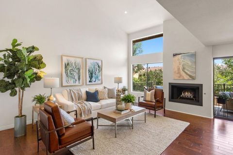 6515 Caminito Sinnecock La Jolla CA 92037