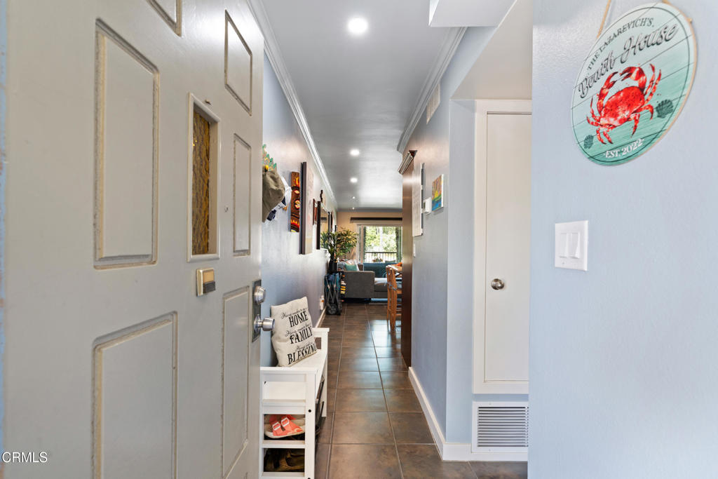 542 Ebbtide Circle