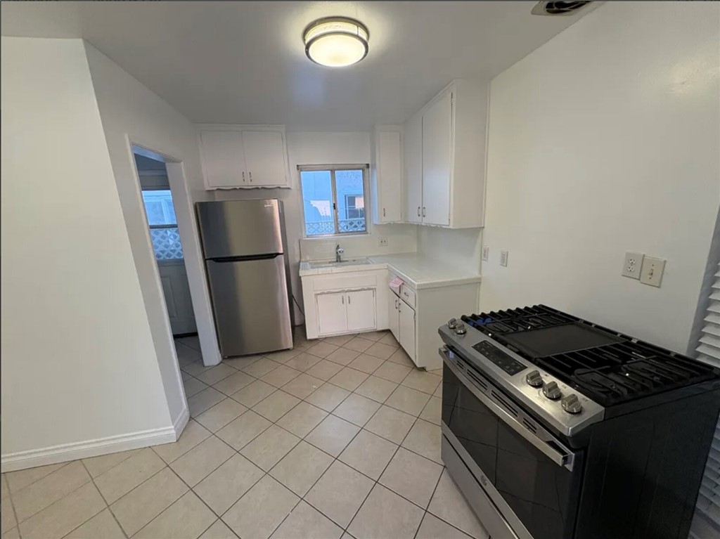 1625 W 226th