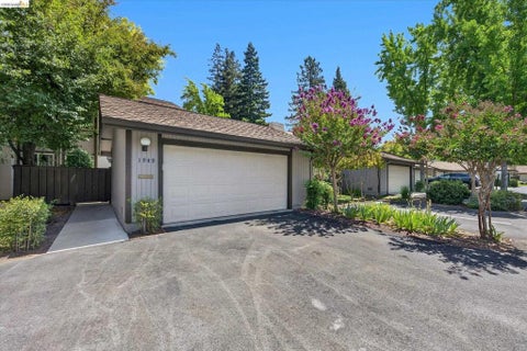 Photo of 1949 Countrywood Ct CT, Walnut Creek, CA 94598 (MLS # 41144932)