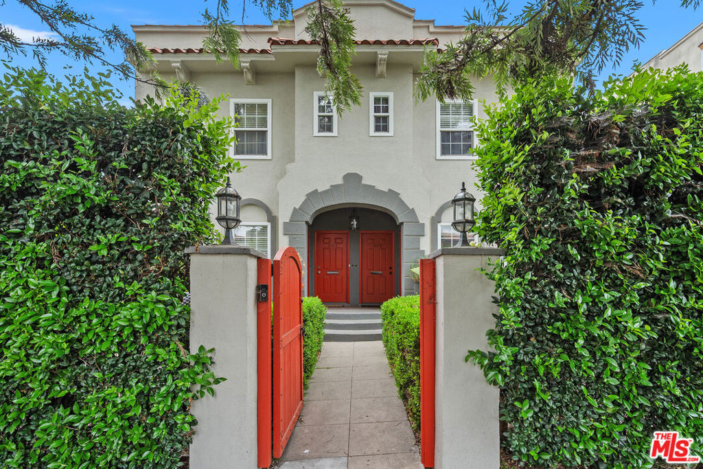 1357 S Cloverdale Avenue