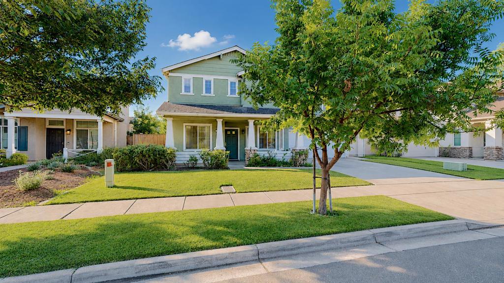 532 W Springer Drive
