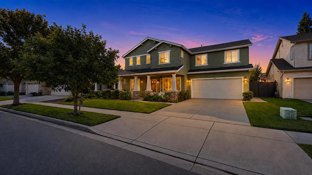 532 W Springer Drive