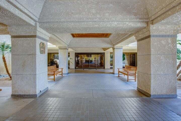 Desert Falls C.C. - Residential