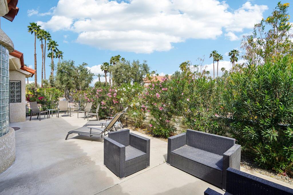 Desert Falls C.C. - Residential