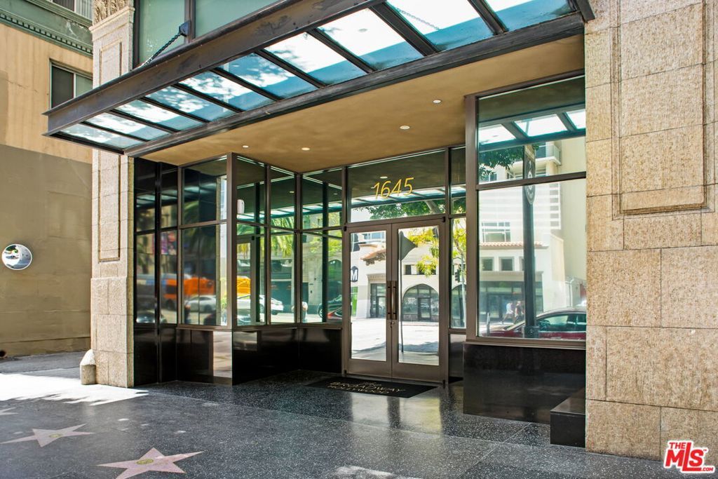 Photo of 1645 N Vine Street #605, Hollywood, CA 90028 (MLS # 25609557)