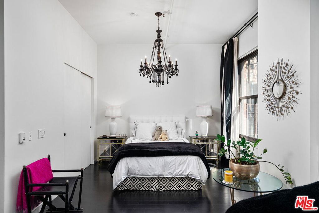 Broadway Lofts - Residential Lease