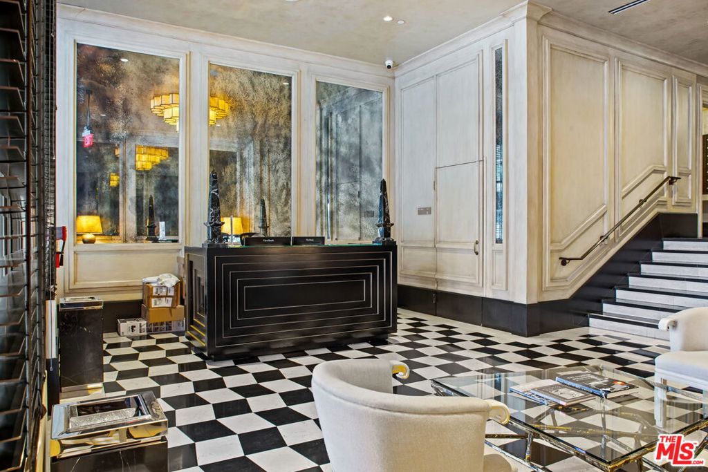 Broadway Lofts - Residential Lease