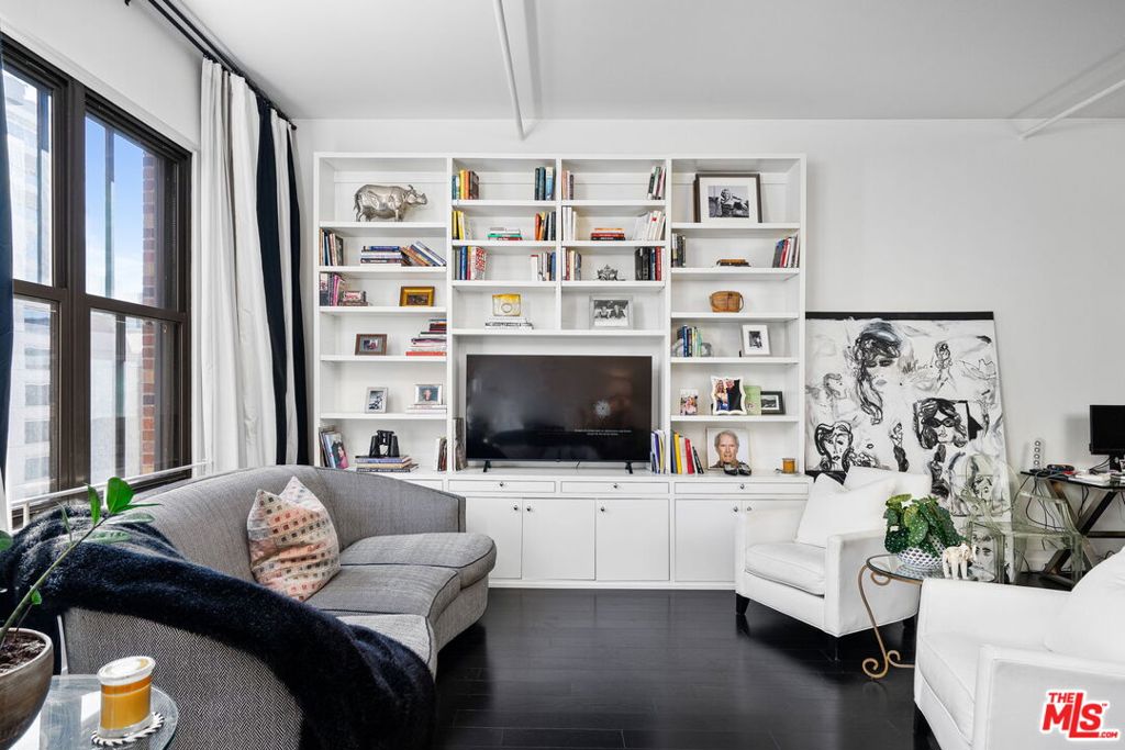 Broadway Lofts - Residential Lease