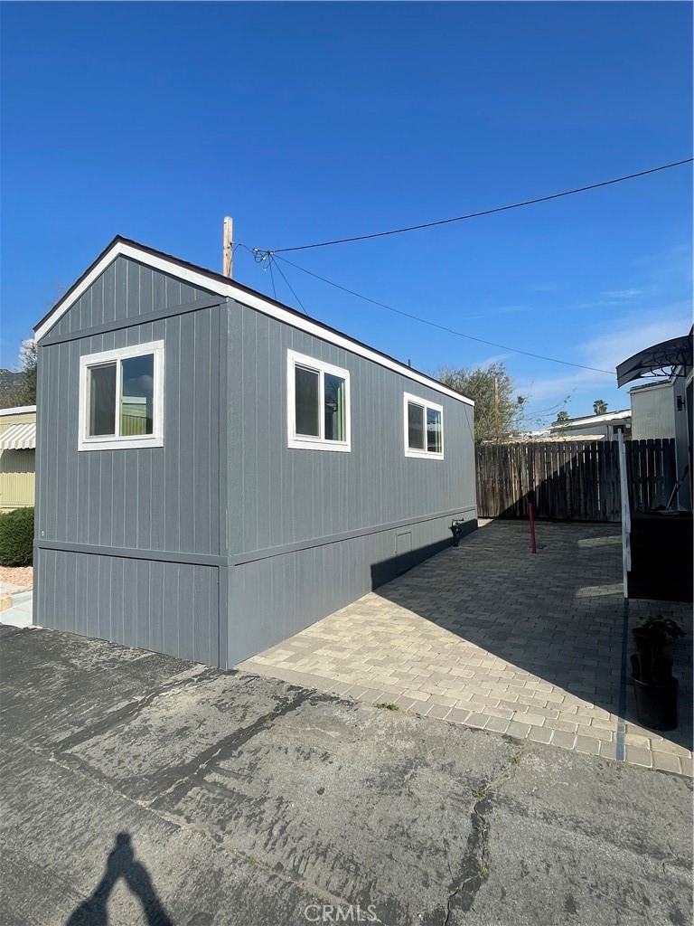 1020 Bradbourne Avenue