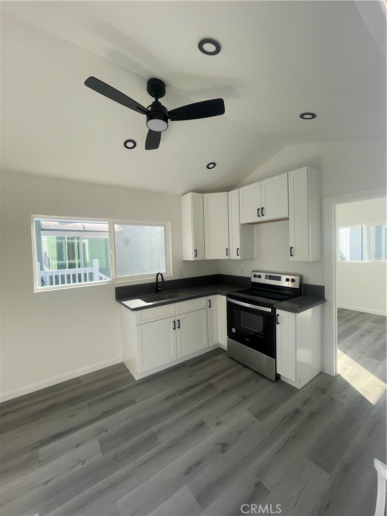 1020 Bradbourne Avenue