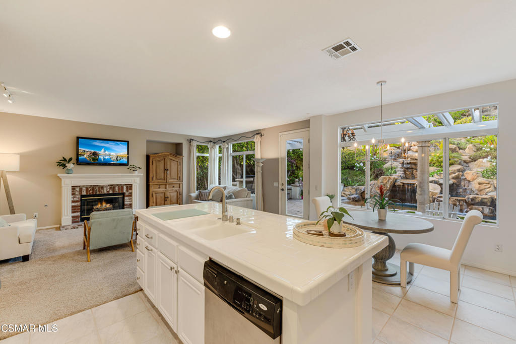 Campus Hills Estates Warmington-334 - 334 - Residential