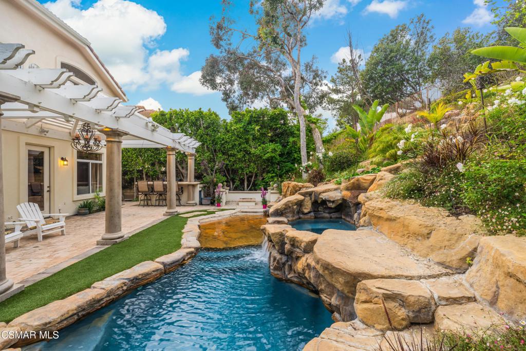 Campus Hills Estates Warmington-334 - 334 - Residential