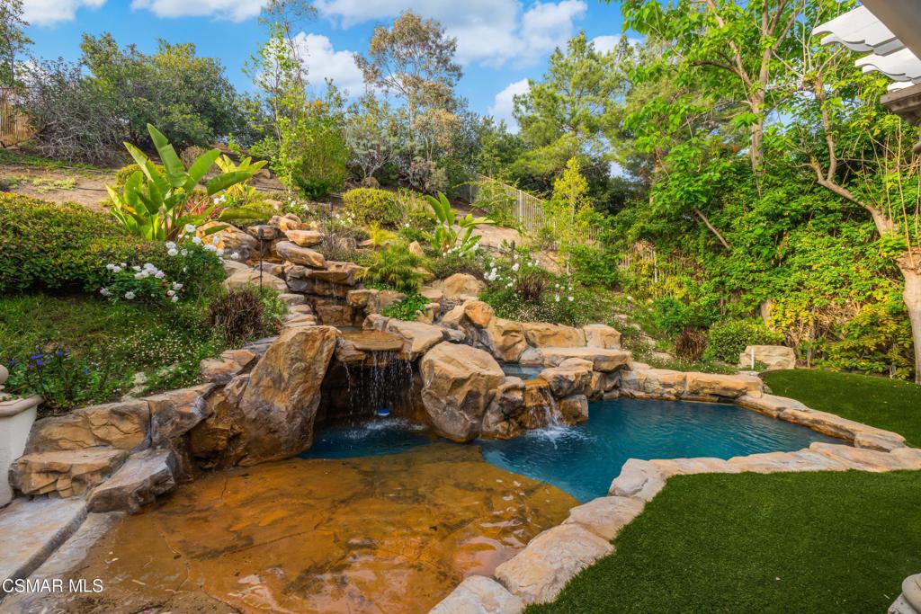 Campus Hills Estates Warmington-334 - 334 - Residential