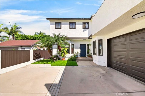 Photo of 2405 Clark Lane #B, Redondo Beach, CA 90278 (MLS # SB26214693)