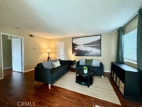 23288 Orange Avenue Unit 5, Lake Forest, CA 92630 - MLS#: OC25126237