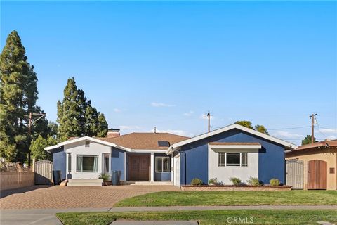 1107 E Sycamore Orange CA 92866