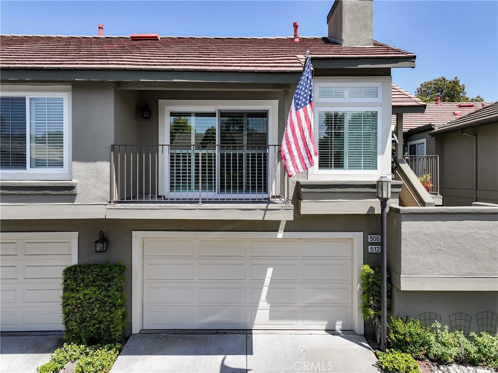 512 S Hollydale Ln, Anaheim CA 92808