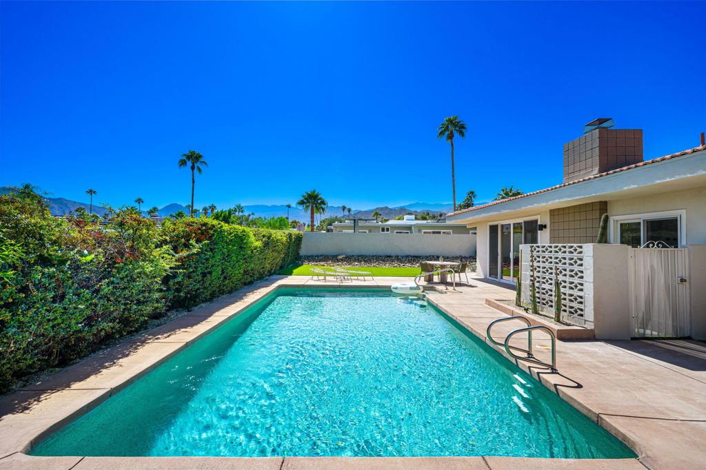 Silver Spur Ranch - Residential