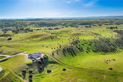 Tiny photo for 5995 Black Tail Place, Paso Robles, CA 93446 (MLS # NS26019125)